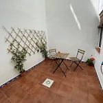 Mini Loft Con Patio En La Alameda De Sevilla