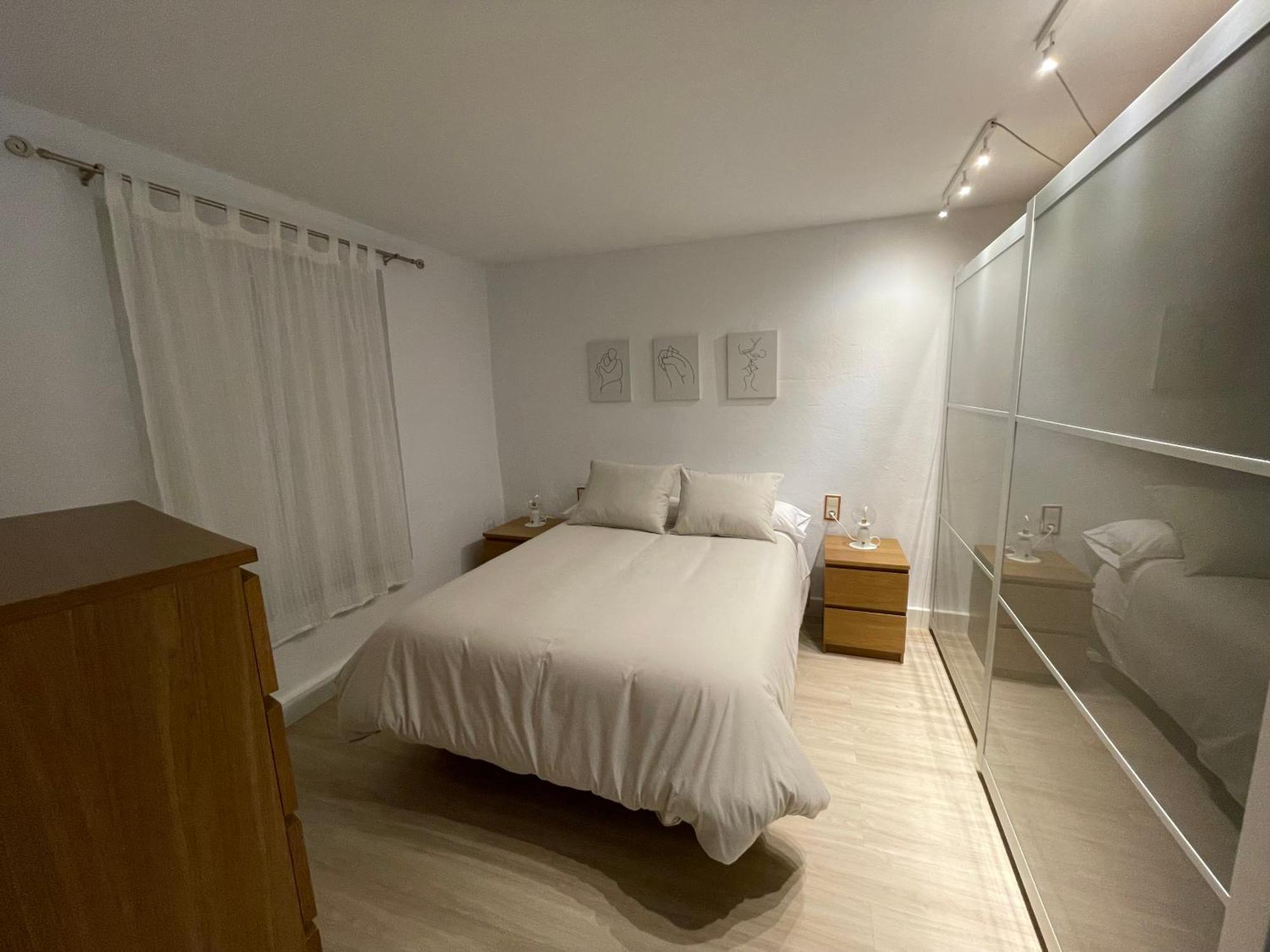 Apartamento Mini Loft Con Patio En La Alameda De *